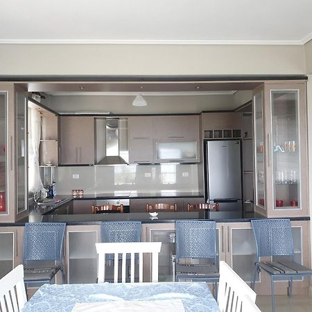 Villa Luiza Sarande Ruang foto