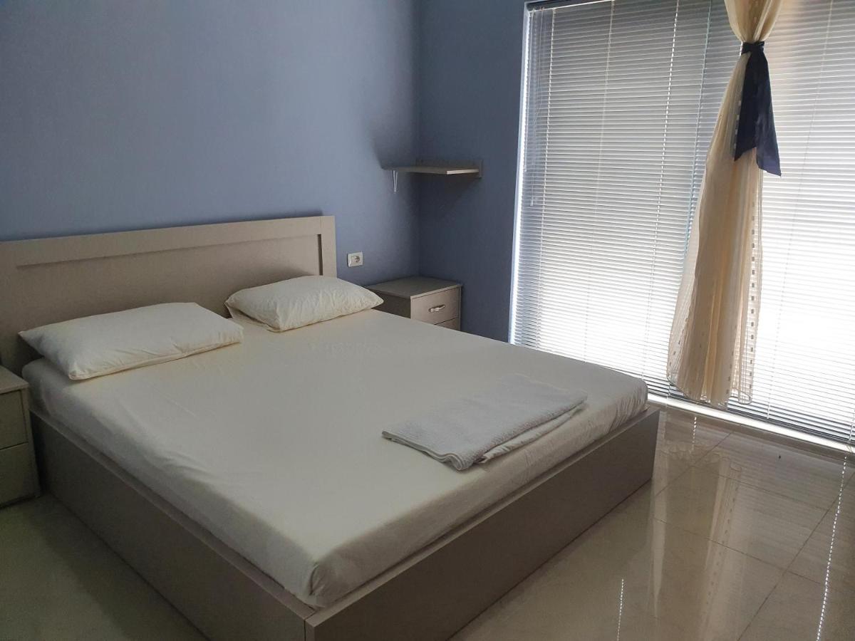 Villa Luiza Sarande Bagian luar foto