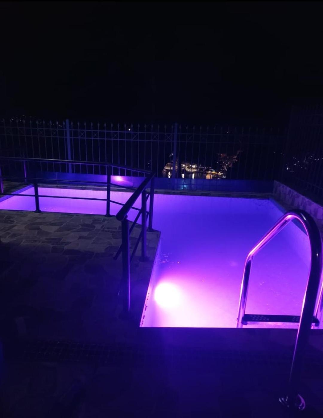 Villa Luiza Sarande Bagian luar foto