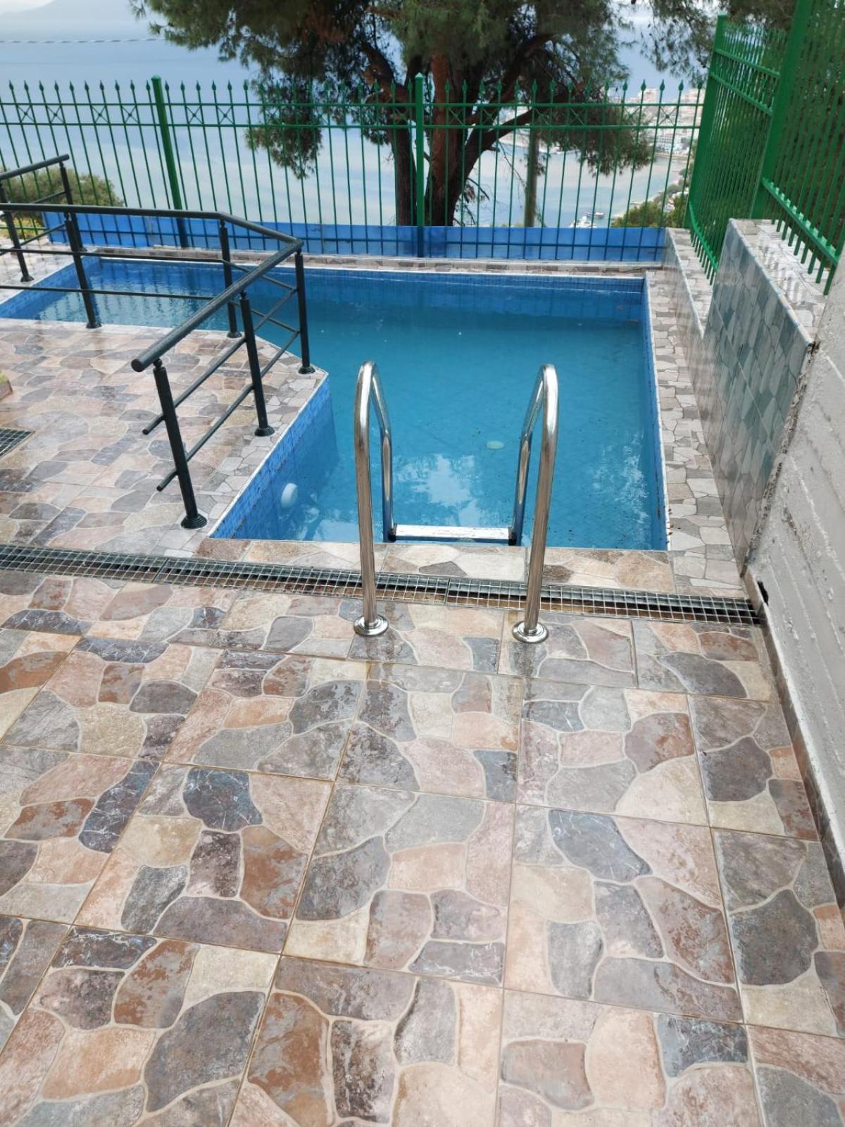 Villa Luiza Sarande Bagian luar foto